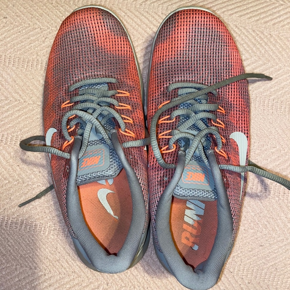 nike running shoes
